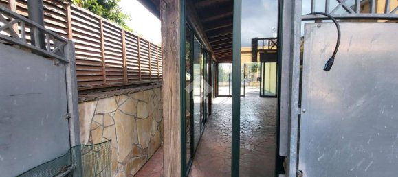 Imóvel comercial de 1 divisão em Pomezia, Italy N.º 225592 13