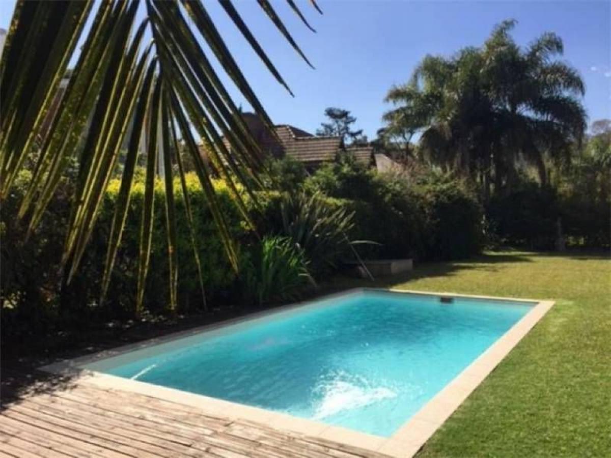 3 bedrooms House in Escobar, Argentina No. 8568