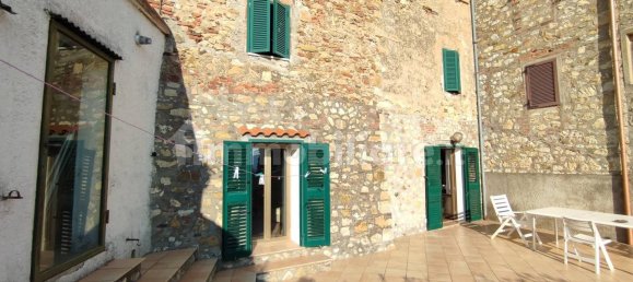 2 bedrooms Apartment in Gavorrano, Italy No. 153035 4