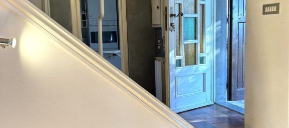 Casa de 6 habitaciónes en Arezzo, Italy No. 62930 9