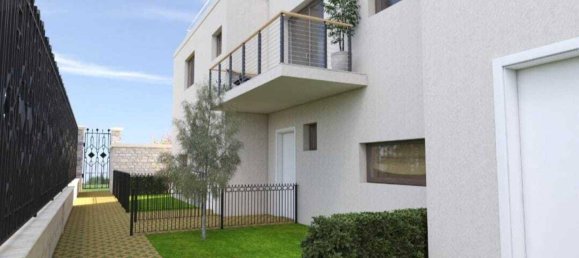 296m² Land in Simmering, Austria No. 166010 3