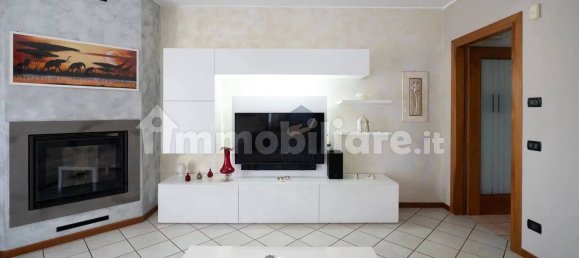 Villa de 7 dormitorios en Altivole, Italy No. 260302 2