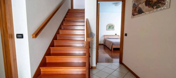 Villa de 7 dormitorios en Altivole, Italy No. 260302 16