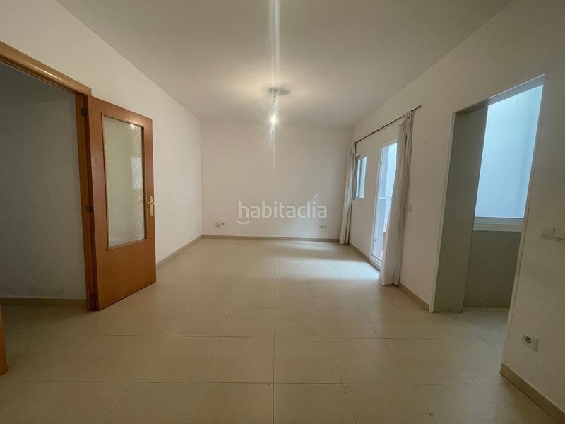 1 bedroom Apartment in L'Hospitalet de Llobregat, Spain No. 250821