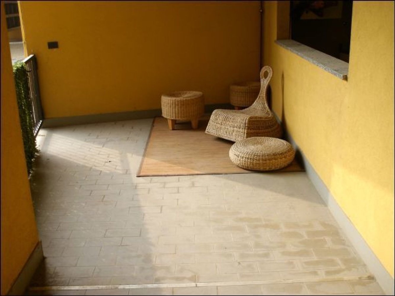 Квартира с 2 комнатами в Безана ин Брианца, Италия № 334552