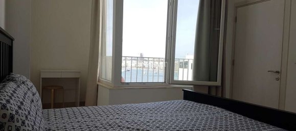 1 bedroom Penthouse in Sliema, Malta No. 9229 6