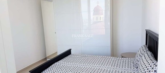 1 bedroom Penthouse in Sliema, Malta No. 9229 9