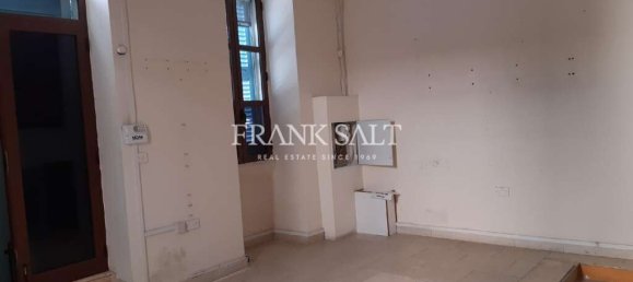 100m² Shop in Sliema, Malta No. 12235 4