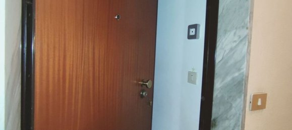 3 Schlafzimmer Wohnung in Cologno Monzese, Italy, Nr. 357883 3