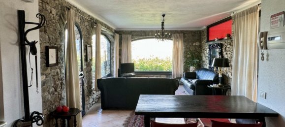 3 bedrooms Villa in Levanto, Italy No. 320756 9