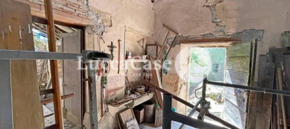 5 rooms House in Lucca, Italy No. 104648 41