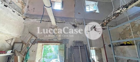 5 rooms House in Lucca, Italy No. 104648 40