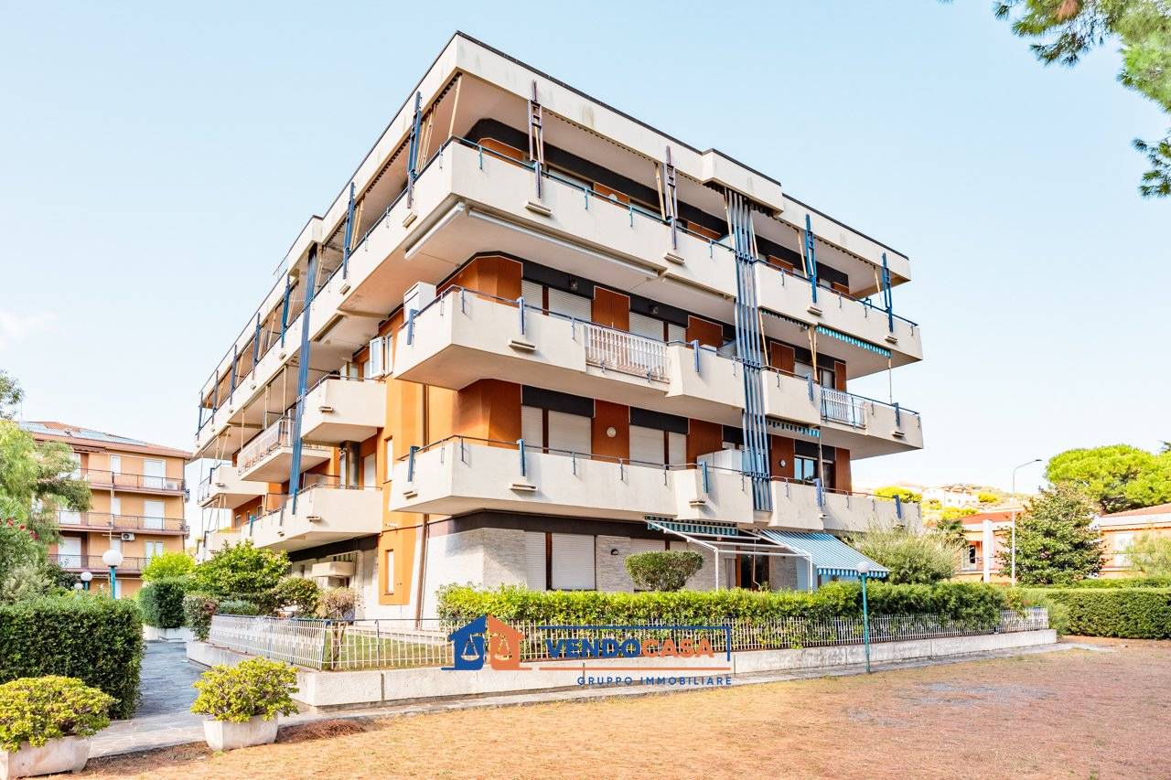 2 Schlafzimmer Wohnung in Andora, Italy, Nr. 398470