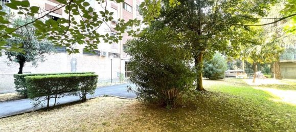 4-salle Appartement à Rome, Italy No. 280013 2