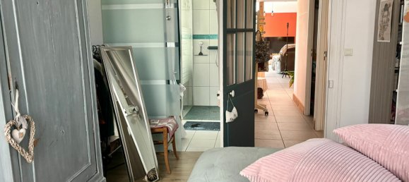 Casa de 3 dormitorios en Vergeroux, France No. 277499 8