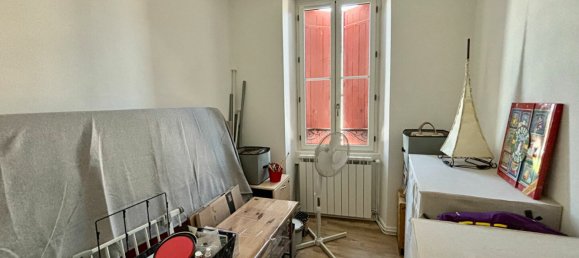 Casa de 3 dormitorios en Vergeroux, France No. 277499 12