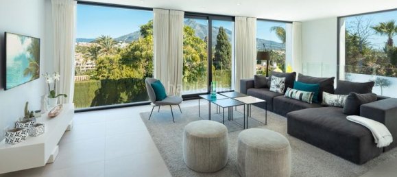 4 chambres Villa à Marbella, Spain No. 30600 33