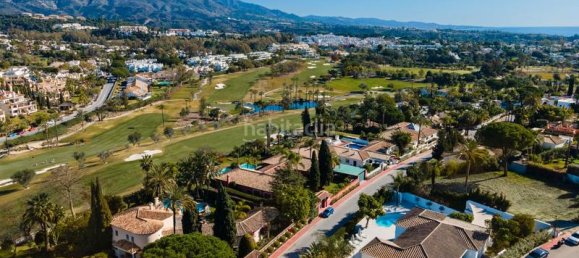 4 chambres Villa à Marbella, Spain No. 30600 21