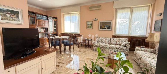 3 Schlafzimmer Villa in Castel Gabbiano, Italy, Nr. 354241 14