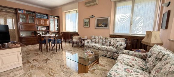 3 Schlafzimmer Villa in Castel Gabbiano, Italy, Nr. 354241 13