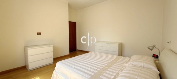 4 bedrooms Apartment in Rome, Italy No. 377749 19