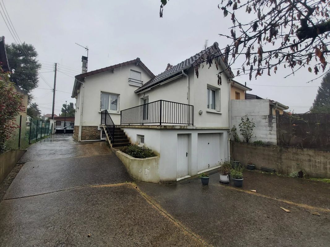 2 غرف نوم منزل في Montfermeil, France رقم 166704