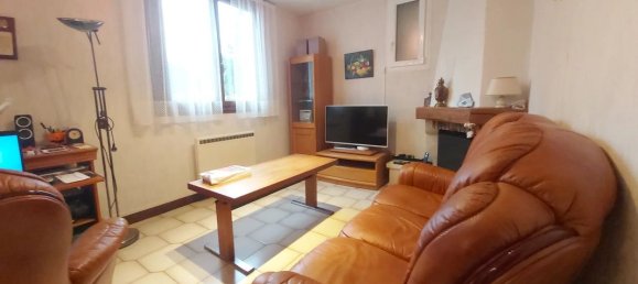 2 غرف نوم منزل في Montfermeil, France رقم 166704 8