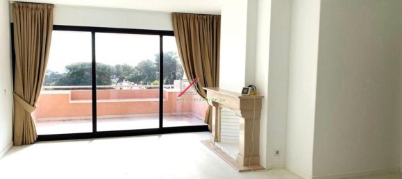 4 bedrooms Apartment in Cascais, Portugal No. 61552 4