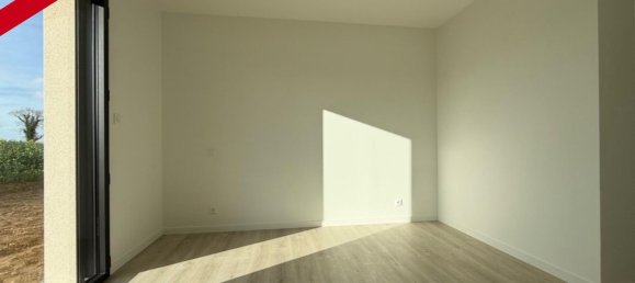 3 bedrooms House in Malestroit, France No. 265780 10