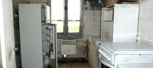 2 Schlafzimmer Haus in La Bussiere, France, Nr. 235323 3