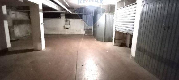 1 room Garage in Genoa, Italy No. 123474 7