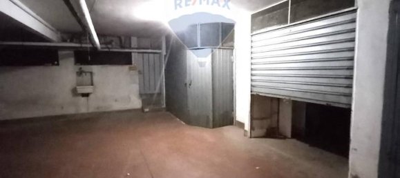 1 room Garage in Genoa, Italy No. 123474 6