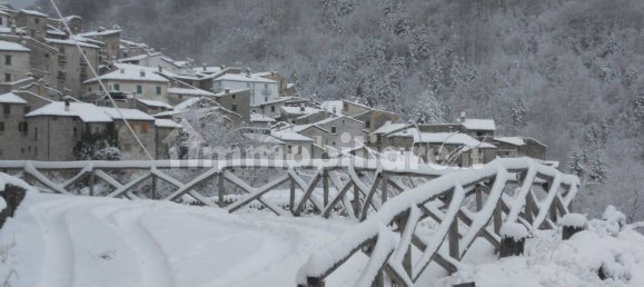 3 bedrooms House in Pietracamela, Italy No. 103020 79