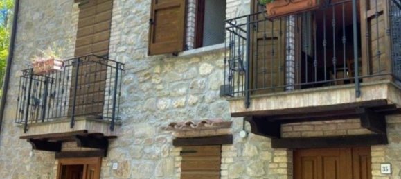 3 bedrooms House in Pietracamela, Italy No. 103020 7