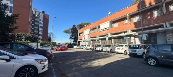 5 rooms Commercial property in Rome, Italy No. 148500 10