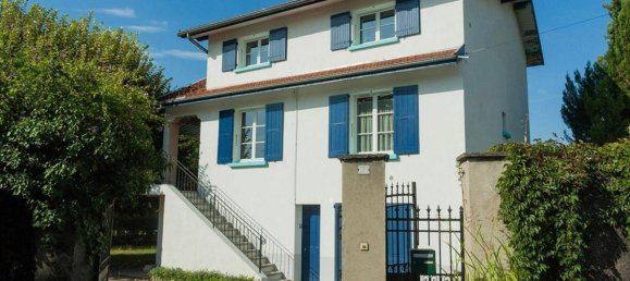 Villa de 6 dormitorios en Tullins, France No. 196827 2