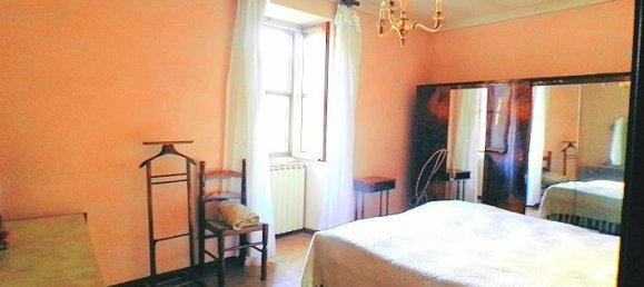 11 rooms House in Serralunga di Crea, Italy No. 233023 7