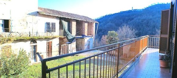 11 rooms House in Serralunga di Crea, Italy No. 233023 9