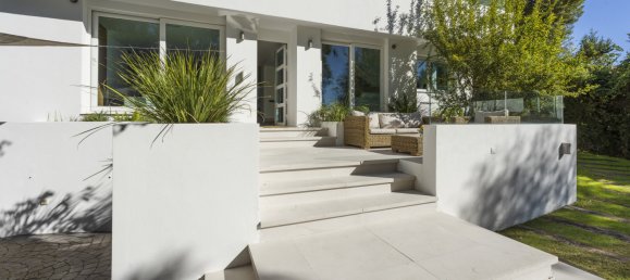 6 bedrooms Villa in Marbella, Spain No. 119267 24