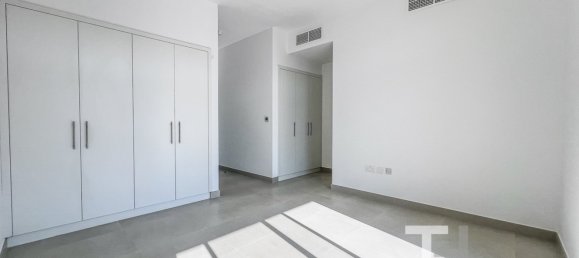 3 bedrooms Townhouse in Town Square, UAE No. 28981 17