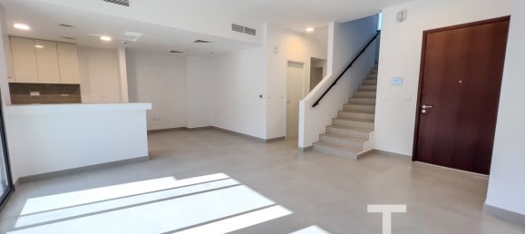 3 bedrooms Townhouse in Town Square, UAE No. 28981 13