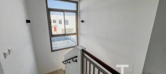 3 bedrooms Townhouse in Town Square, UAE No. 28981 18