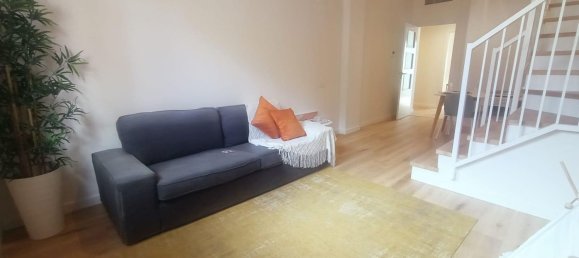 3 Schlafzimmer Doppelhaus in Cornella De Llobregat, Spain, Nr. 81490 18