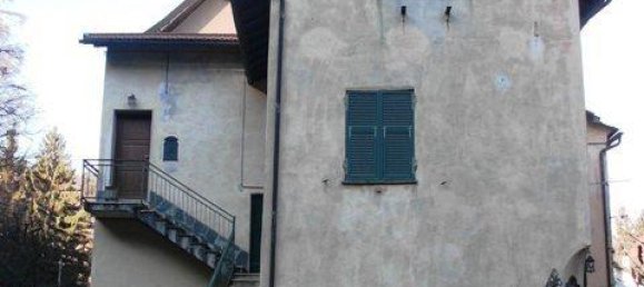 Apartamento de 5 habitaciónes en Urbe, Italy No. 7207 2