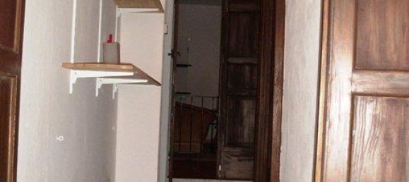 Apartamento de 5 habitaciónes en Urbe, Italy No. 7207 8