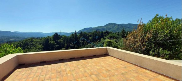 5 bedrooms House in Molazzana, Italy No. 169183 5