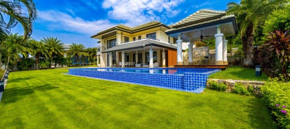 5 غرف نوم مقهى / مطعم في Hua Hin, Thailand رقم 8676 6