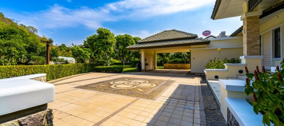 5 غرف نوم مقهى / مطعم في Hua Hin, Thailand رقم 8676 9