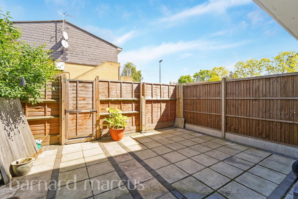 3 Schlafzimmer Maisonette-Wohnung in Feltham, United Kingdom, Nr. 9821