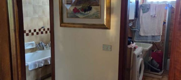 Квартира с 3 спальнями в Гвасталла, Италия № 313014 16